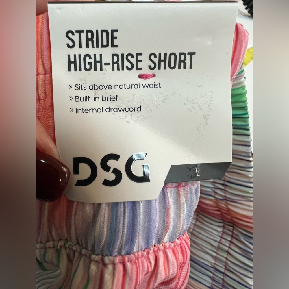 DSG - NWT - Medium & Large - Women's Pastel High Rise Stride Shorts - Picture 10 of 11